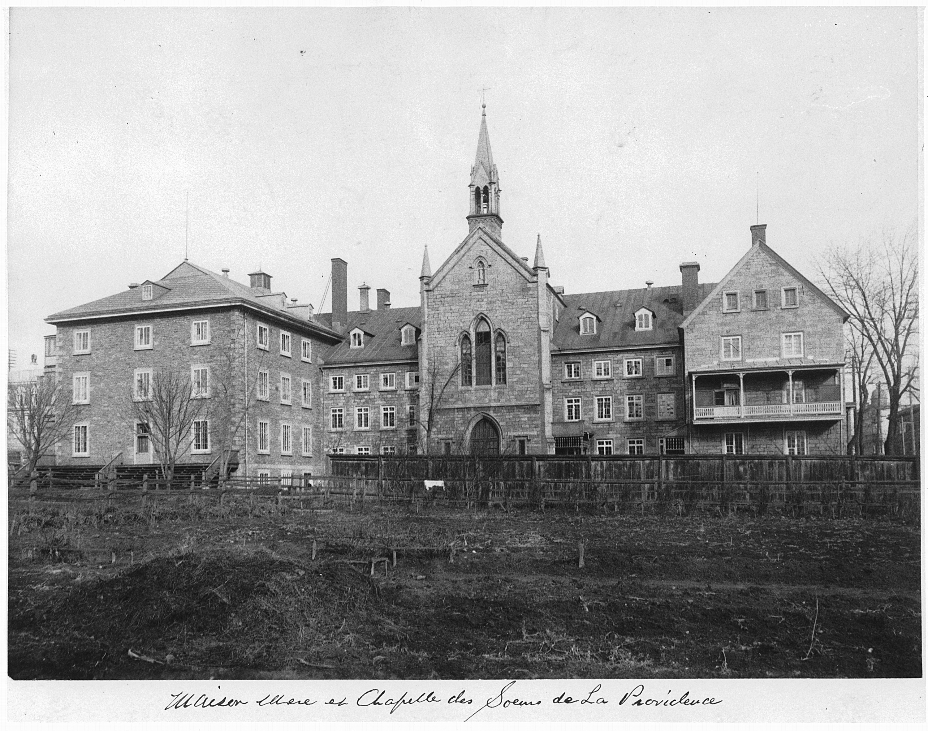 17__Maison-mere_et_chapelle_des_Soeurs_de_la_Providence_rue_Ste-Catherine_vers_1890__MO-oooo_864_1__Musee_McCord-Stewart.jpeg